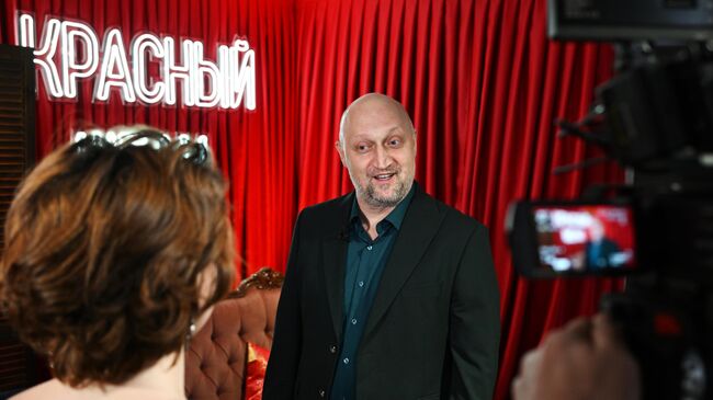 Премьера фильма Красный шелк Премьера фильма Красный шелк