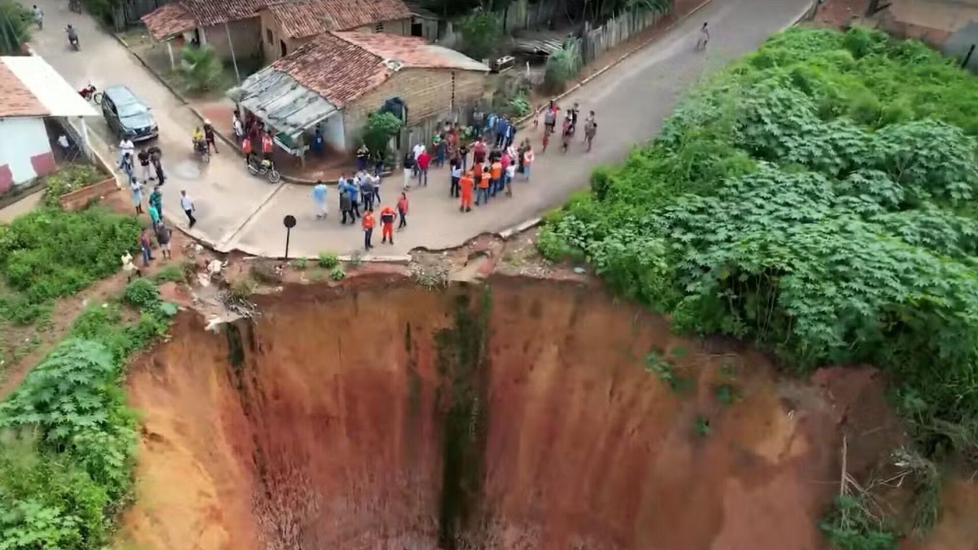 A City in Brazil is Sinking: Thousands at Risk of Relocation