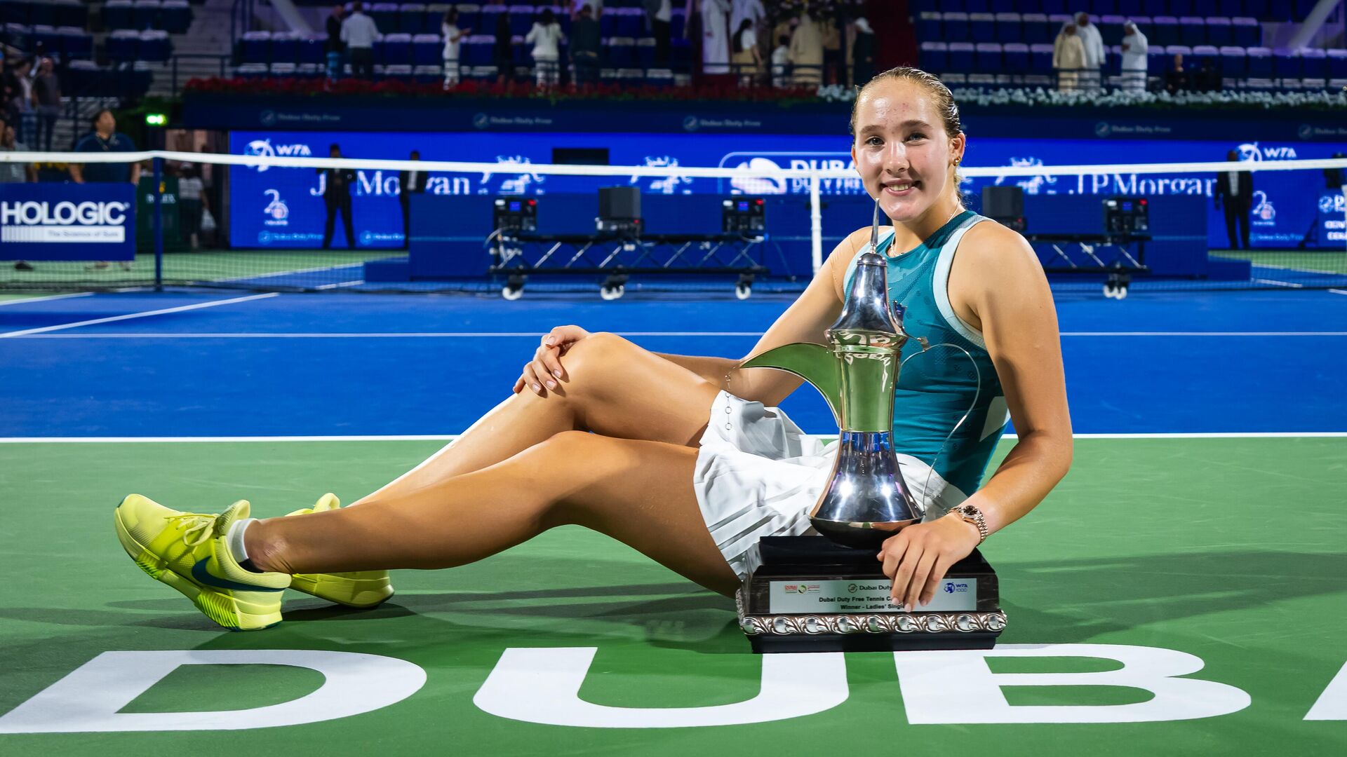Российская теннисистка Мирра Андреева победила на турнире категории WTA 1000 в Дубае - РИА Новости, 1920, 24.02.2025