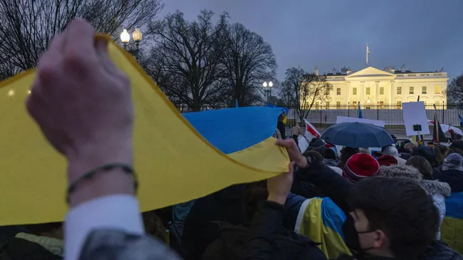 Акция протеста у Белого дома в Вашингтоне