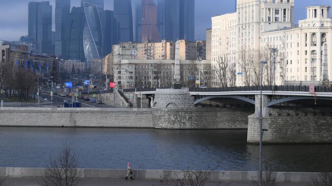 Теплая погода в Москве