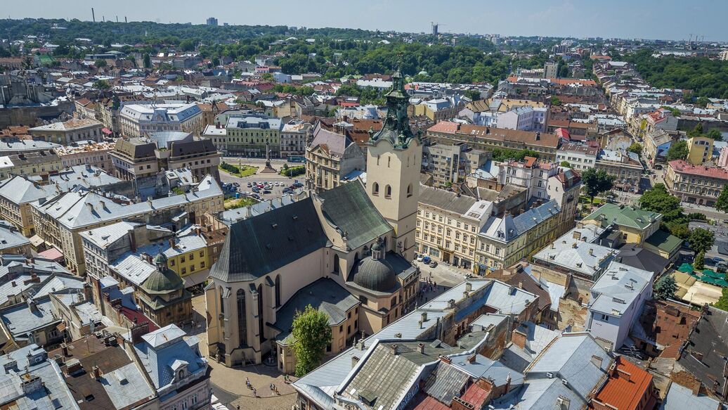 Flightradar24 сообщил о неопознанном объекте над Львовом