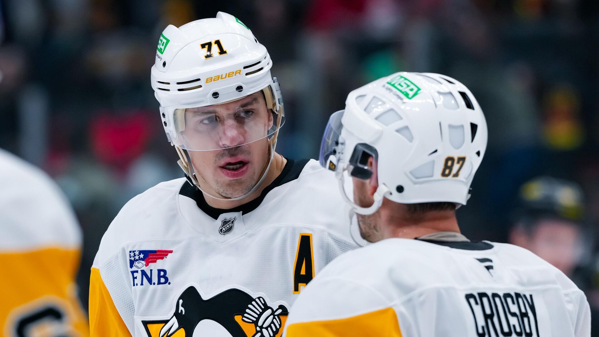 Хоккеисты Питтсбург Пингвинз Евгений Малкин (слева) и Сидни Кросби (справа) - РИА Новости, 1920, 28.02.2025