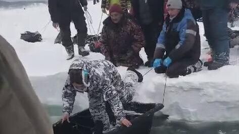 Спасение рыбаков с льдины в Охотском море в Сахалинской области - РИА Новости, 1920, 28.02.2025