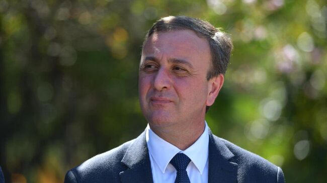Владимир Делба