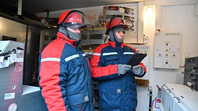 Сотрудники компании Россети Московский регион