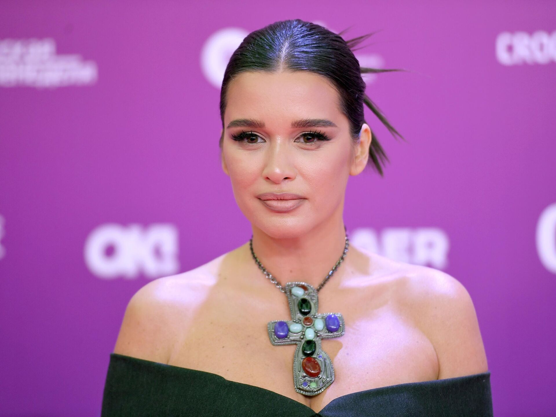 Анамның достарының эротикалық суреттері