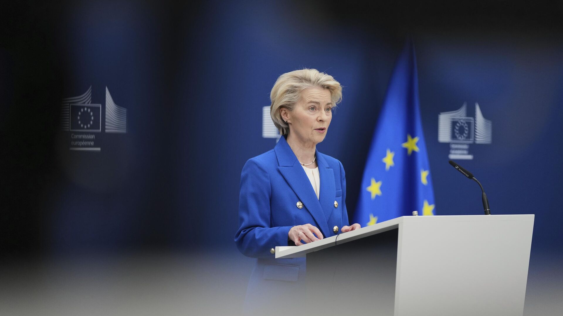 Глава Еврокомиссии Урсула фон дер Ляйен Глава Еврокомиссии Урсула фон дер Ляйен - РИА Новости, 1920, 17.12.2025