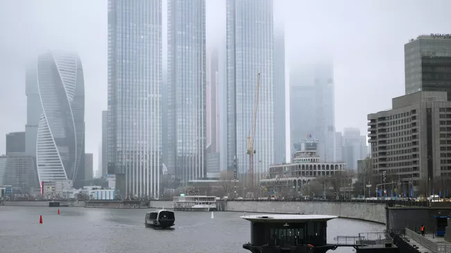 Вид на международный деловой центр Москва-Сити (ММДЦ Москва-Сити)