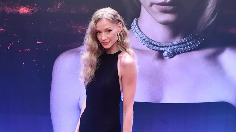 Актриса Светлана Ходченкова на премьере фильма режиссера Веты Гераськиной Другое имя в кинотеатре Художественный в Москве