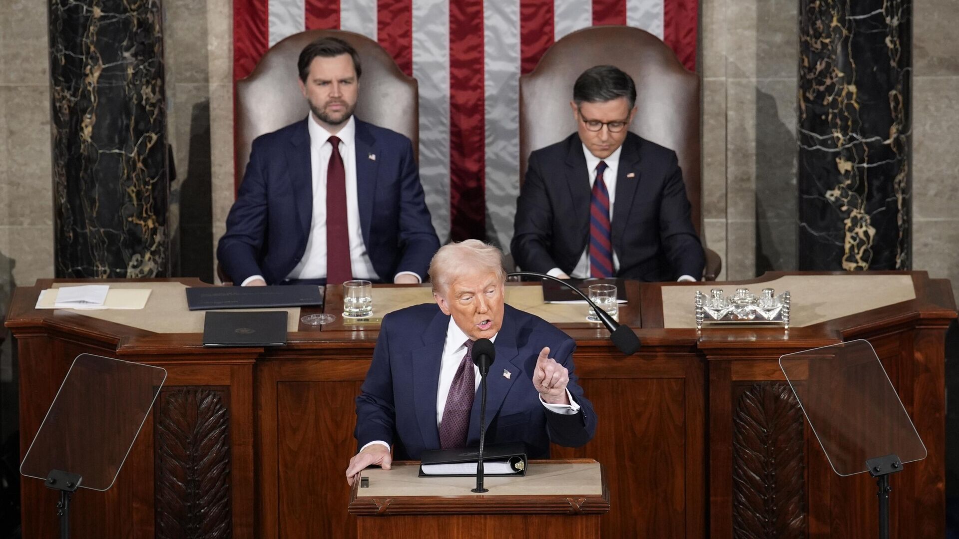 Выступление президента США Дональда Трампа во время обращения к совместной сессии конгресса США Выступление президента США Дональда Трампа во время обращения к совместной сессии конгресса США - РИА Новости, 1920, 10.03.2025