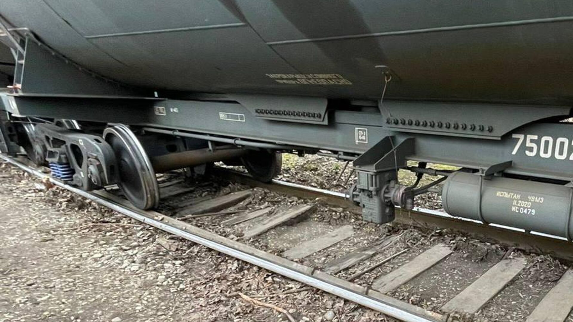 Место схода вагонов грузового состава на улице Камской у железнодорожного переезда в Калининграде - РИА Новости, 1920, 05.03.2025