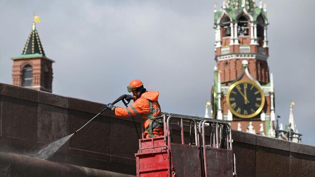 Промывка Большого Москворецкого моста