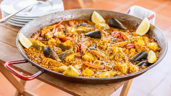 Паэлья с морепродуктами