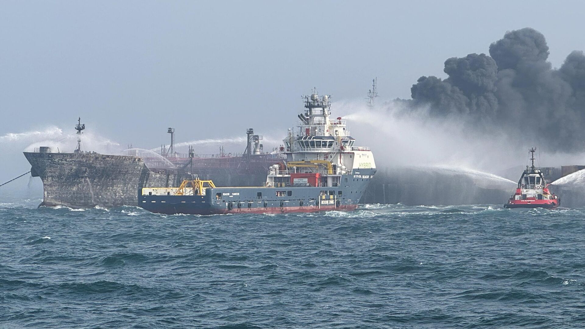 Место столкновения нефтяного танкера MV Stena Immaculate и грузового судна MV Solong в Северном море - РИА Новости, 1920, 11.03.2025