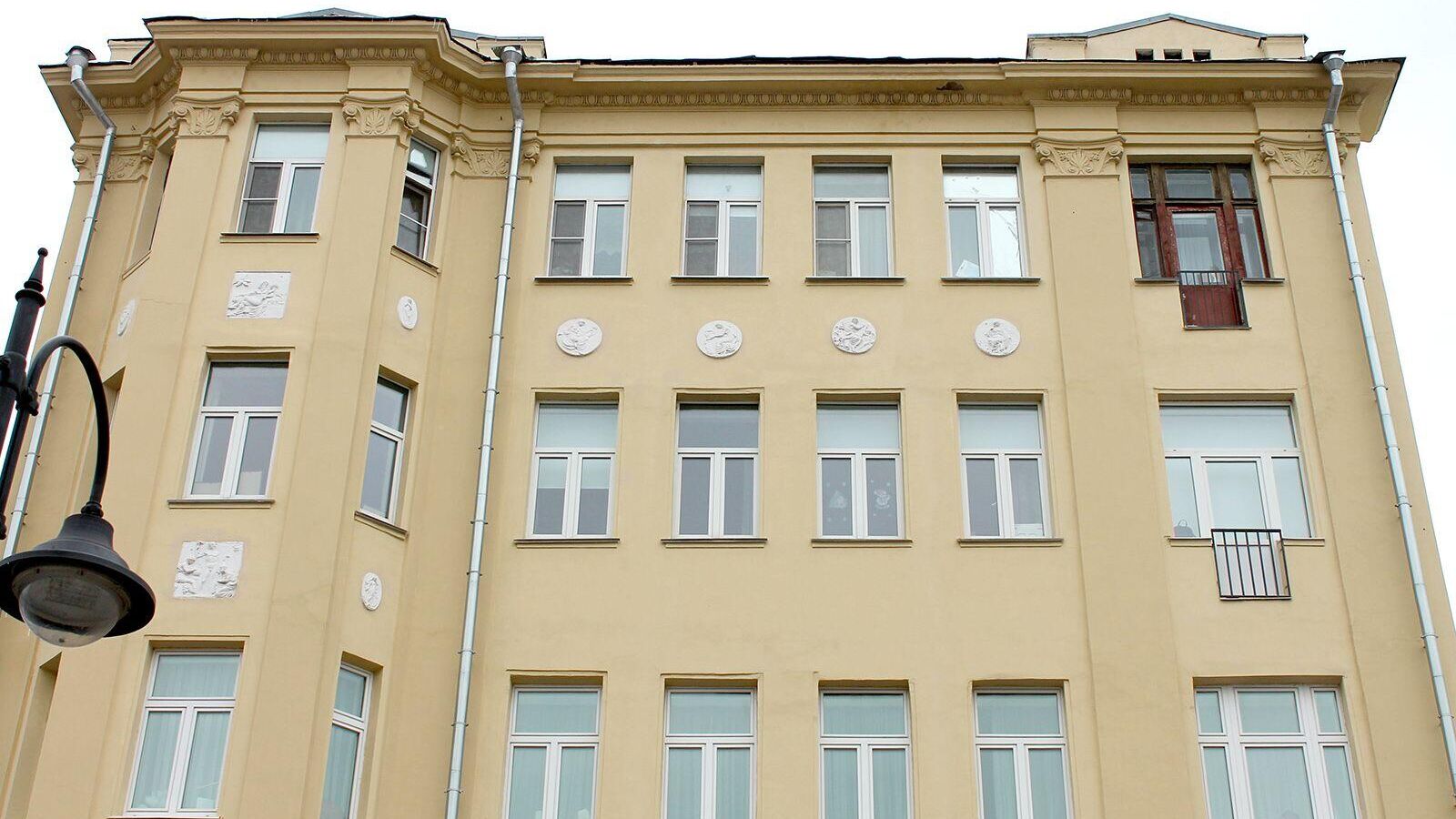 Здание в Москве по адресу Пятницкая улица, дом 43, строение 1 - РИА Новости, 1920, 11.03.2025