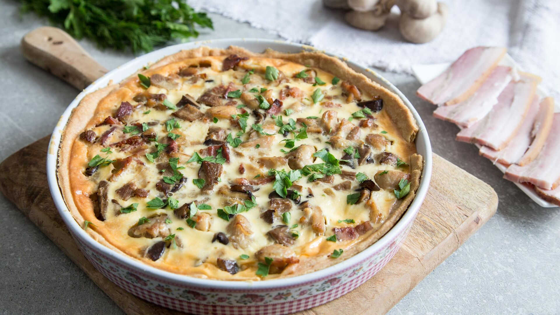 Пирог с грибами Пирог с грибами - РИА Новости, 1920, 03.04.2025