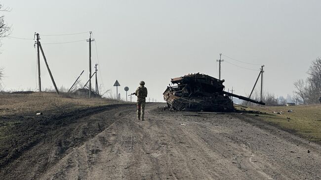 Сожженный украинский Т-64