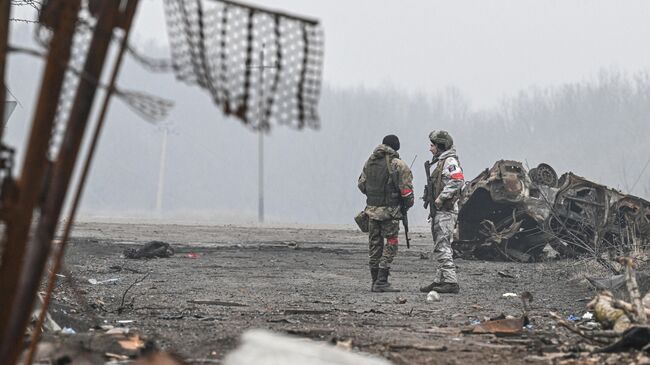 Военнослужащие РФ в освобожденном селе Малая Локня в Суджанском районе Курской области