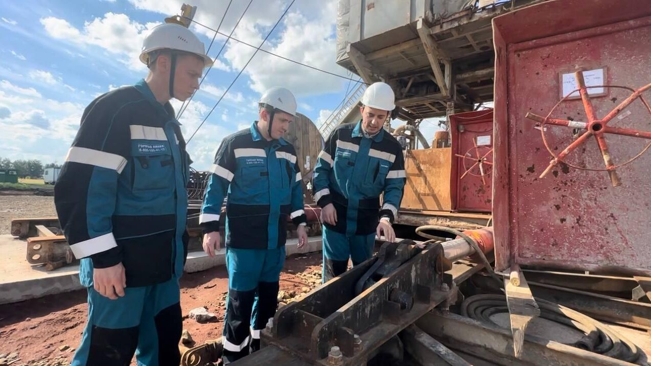 Ученые ПИНШ АГТУ Высшая школа нефти проводят аудит разработанной конструкции - РИА Новости, 1920, 13.03.2025