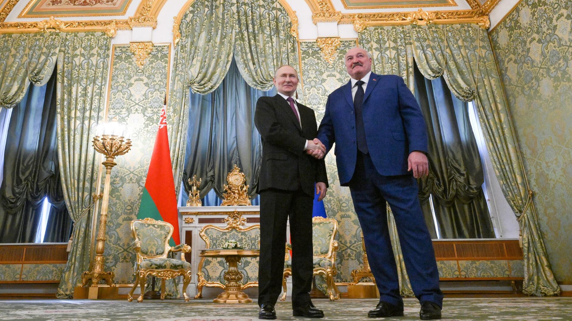 Президент РФ Владимир Путин и президент Белоруссии Александр Лукашенко во время встречи - РИА Новости, 1920, 13.03.2025