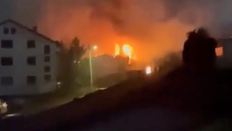 Пожар в ночном клубе в македонском городе Кочани - РИА Новости, 1920, 16.03.2025