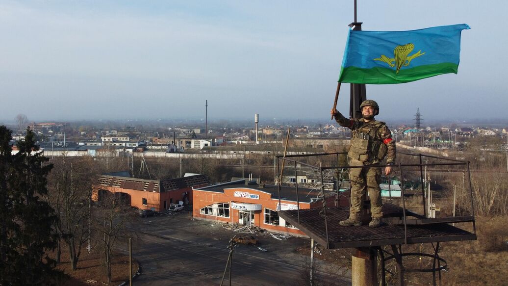 © РИА Новости / Александр ХарченкоПерейти в медиабанк<br>Военнослужащий группировки войск 