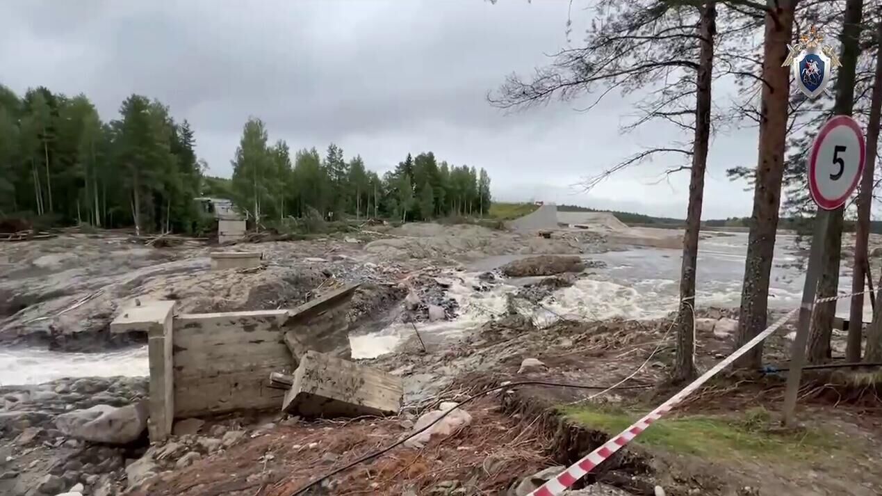 Место разрушения временной строительной перемычки, возведенной для проведения ремонтных работ на плотине 11-го шлюза Беломоро-Балтийского канала в Карелии - РИА Новости, 1920, 17.03.2025