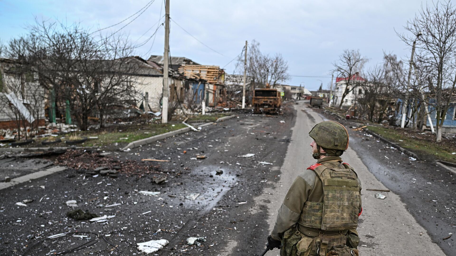 Военнослужащий СпН Ахмат МО РФ в городе Суджа - РИА Новости, 1920, 19.03.2025