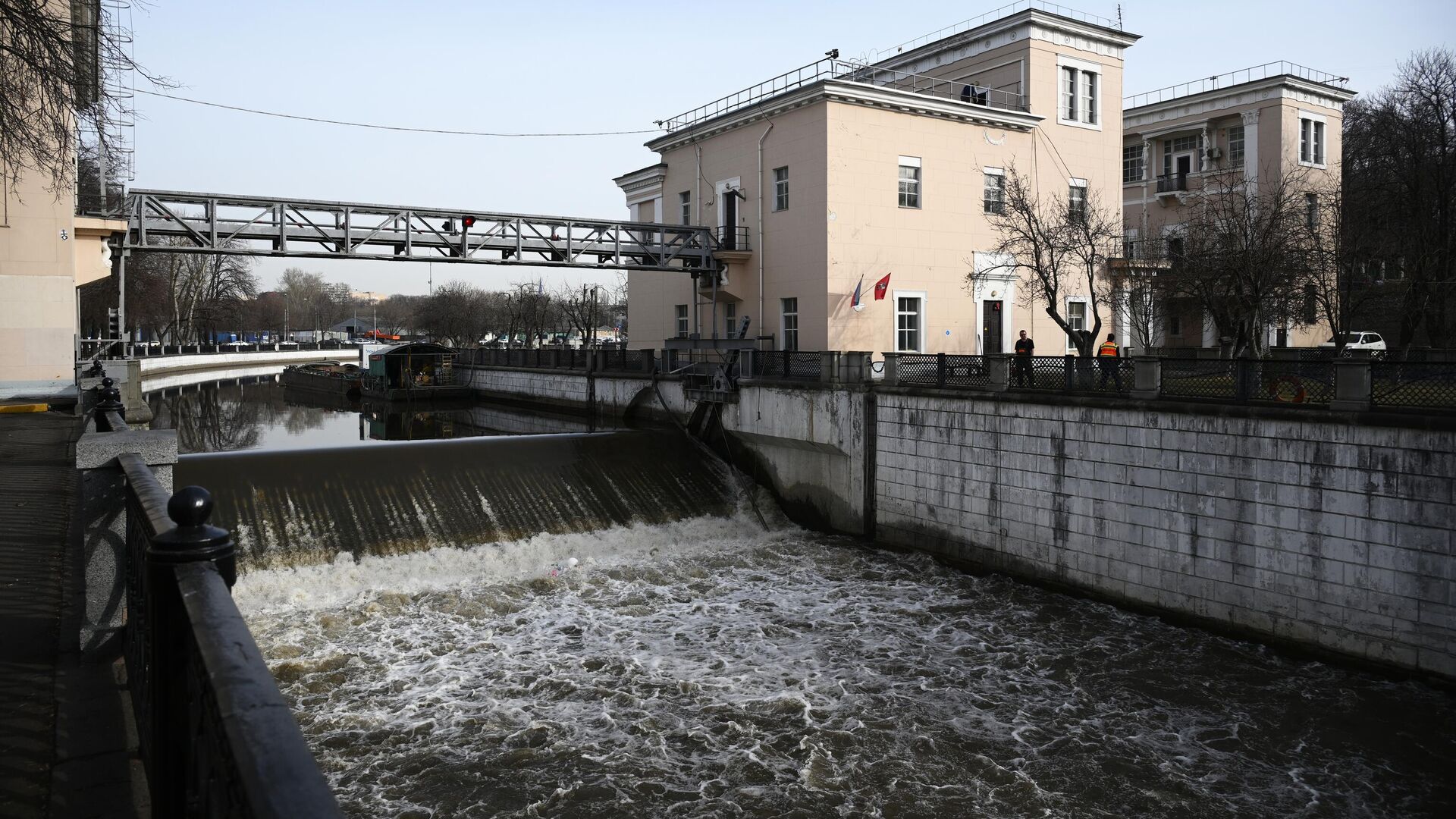 Сыромятнический гидроузел - РИА Новости, 1920, 26.04.2025