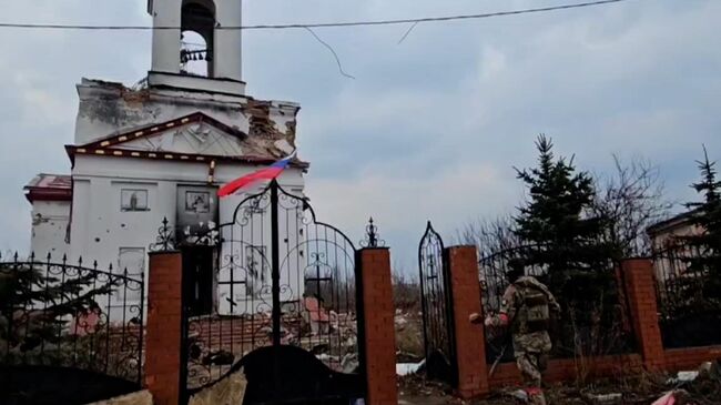 Разграбленный ВСУ Крестовоздвиженский храм в курском селе Черкасское Поречное