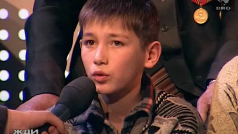 Қырылған письки бар трусики жоқ қыздар