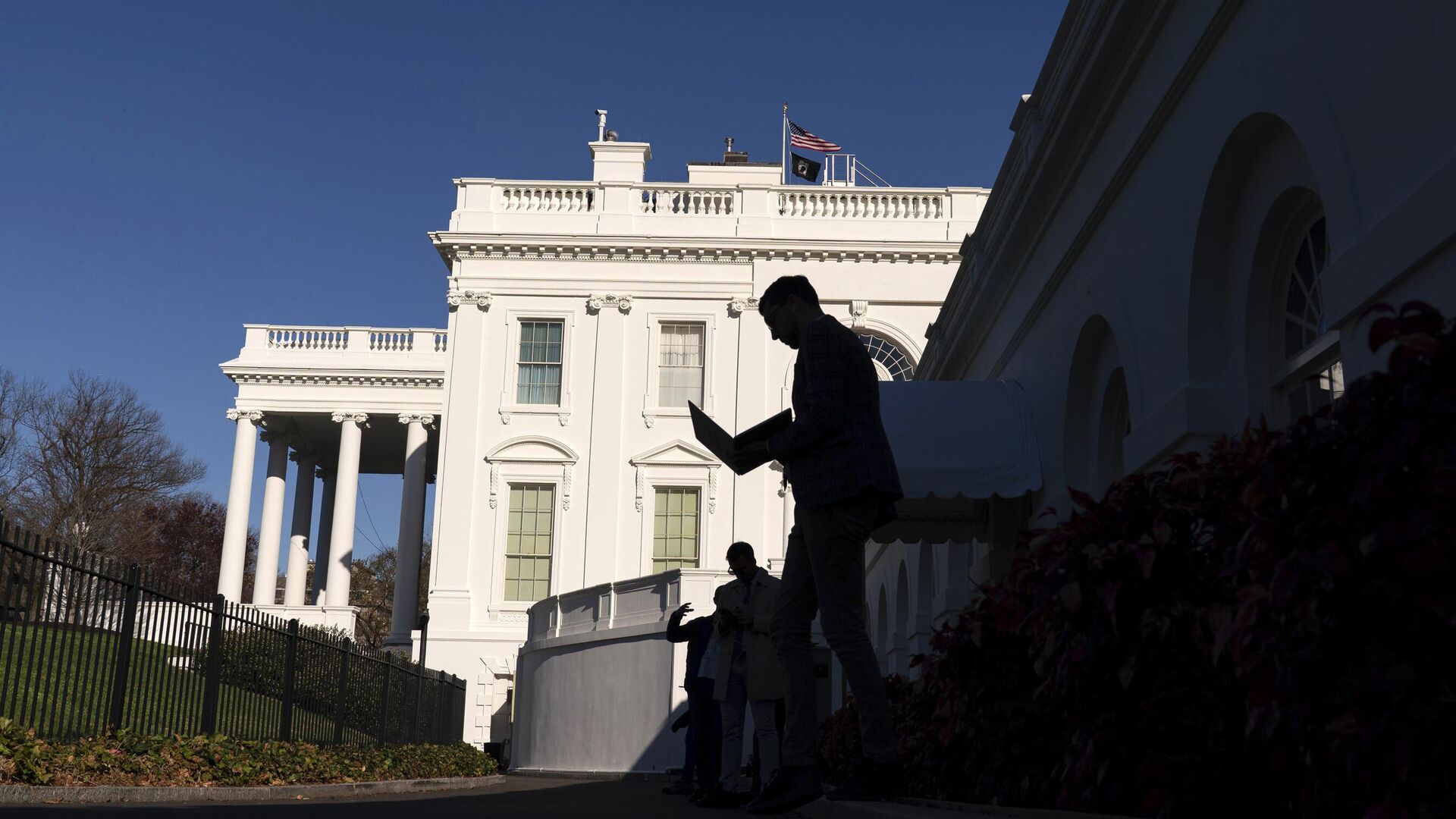 СМИ: США обсуждали захват Мадуро и контроль над нефтью из Венесуэлы СМИ: США обсуждали захват Мадуро и контроль над нефтью из Венесуэлы