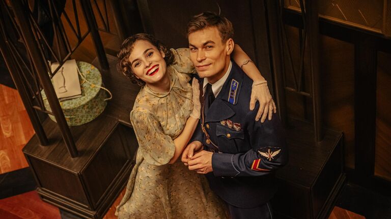 Кадр из сериала Любовь Советского Союза