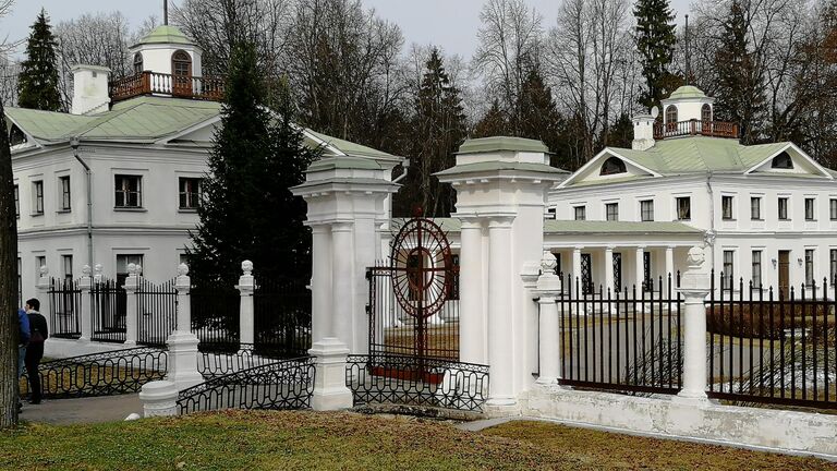 Усадьба Середниково 