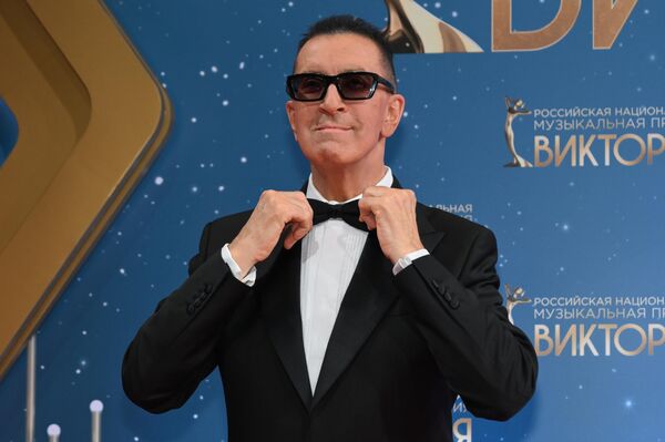 Певец Александр Буйнов на Российской национальной музыкальной премии Виктория-2025 в концертном зале Live Арена Певец Александр Буйнов на Российской национальной музыкальной премии Виктория-2025 в концертном зале Live Арена