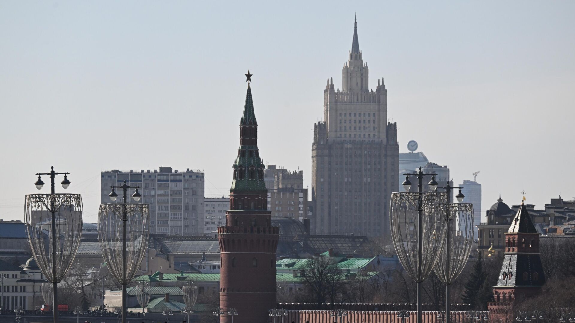 Здание Министерства иностранных дел Здание Министерства иностранных дел - РИА Новости, 1920, 15.04.2025