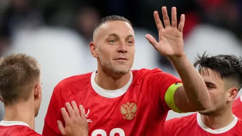Артем Дзюба
