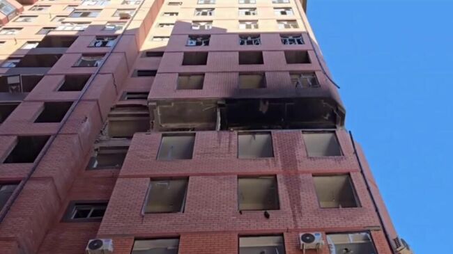 Последствия взрыва газа в многоквартирном доме в Махачкале