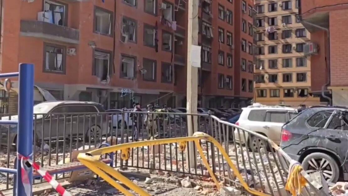 Место взрыва газа, в многоквартирном доме в Махачкале1