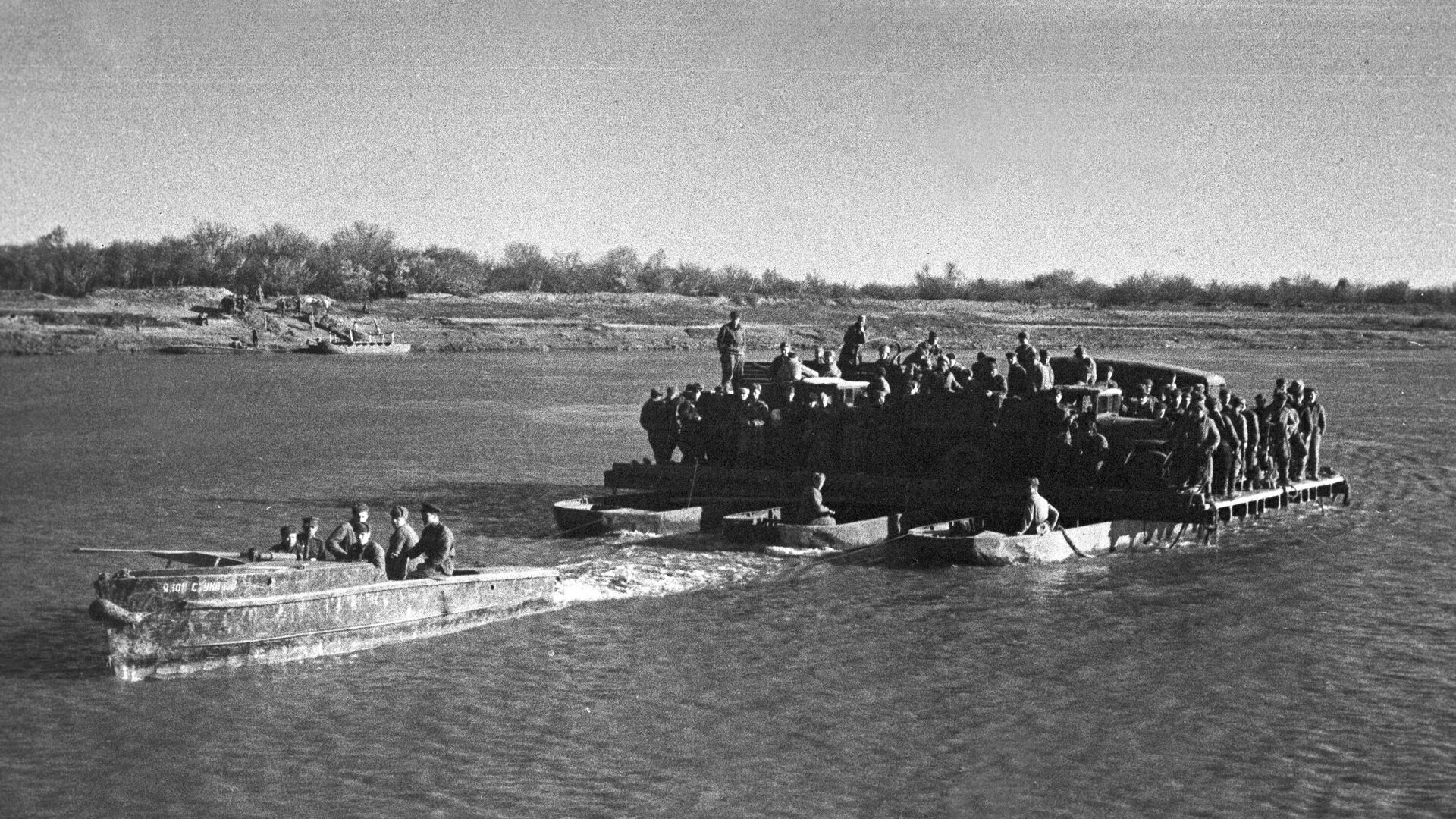 Переправа - РИА Новости, 1920, 04.05.2025