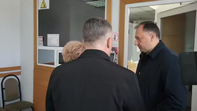 Депутаты блока Победа и адвокат Гуцул в НАЦ