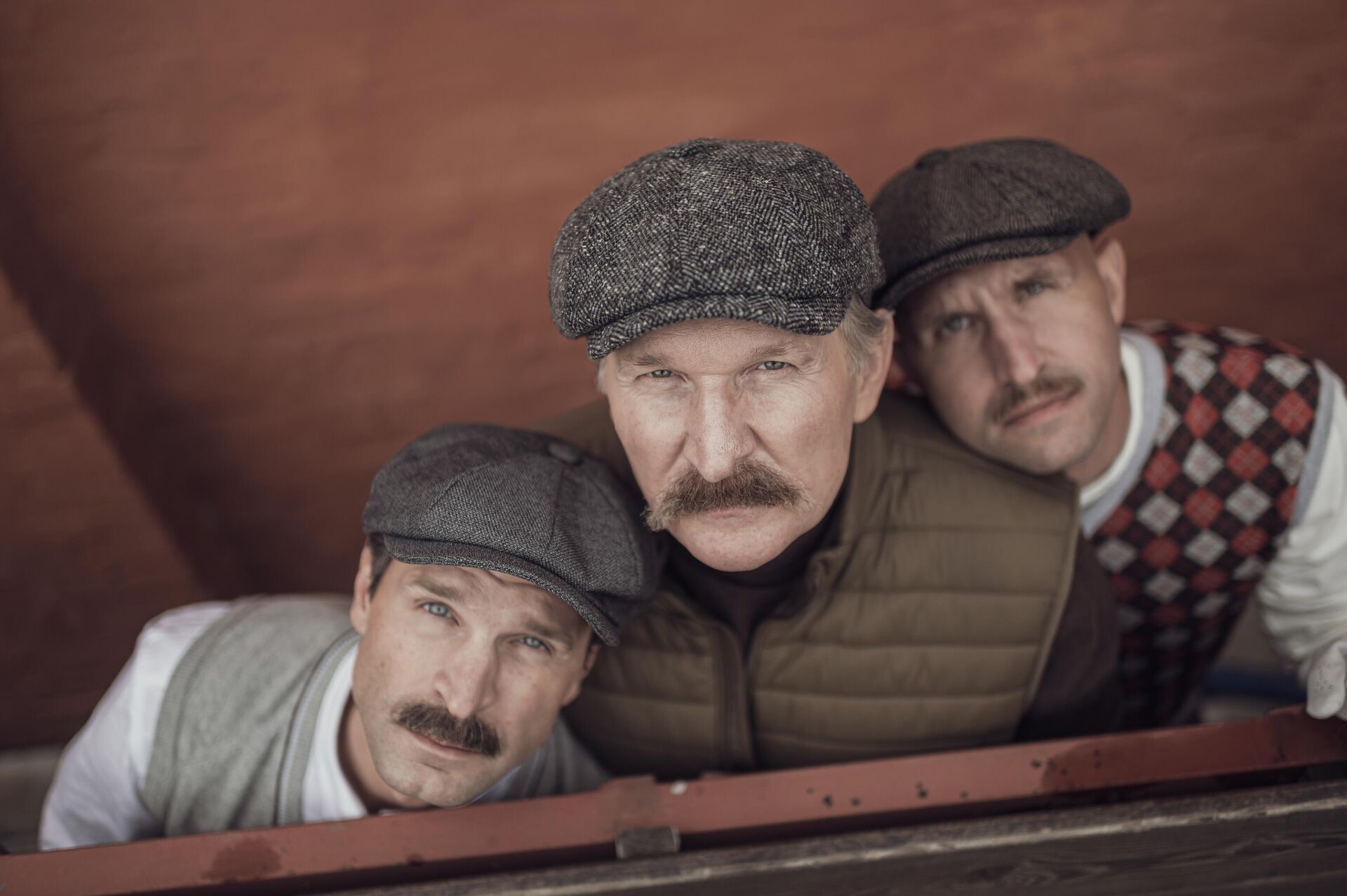 Виктор, Федор и Иван Добронравовы  Виктор, Федор и Иван Добронравовы  - РИА Новости, 1920, 30.08.2025