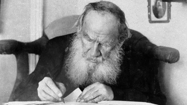 Писатель Лев Николаевич Толстой