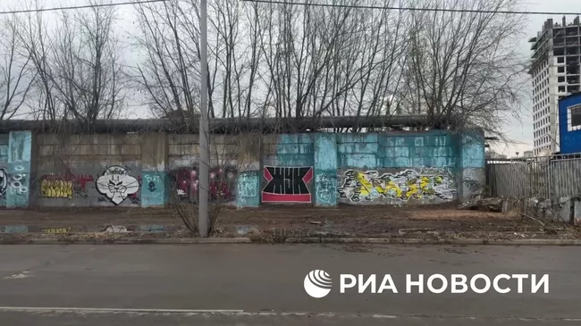 Тайник со взрывчаткой, найденный у гаражей рядом с Измайловским Кремлем