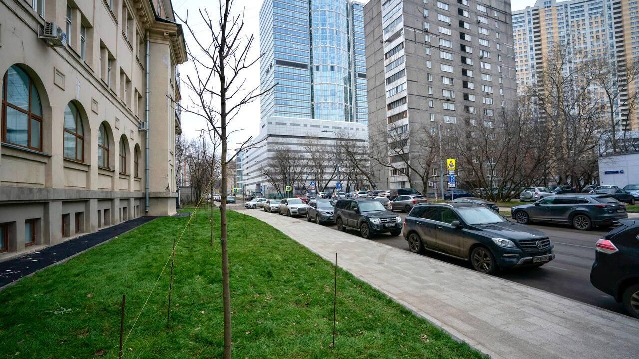 Первый этап благоустройства возле горвокзала Беговая выполнили на севере Москвы - РИА Новости, 1920, 31.03.2025