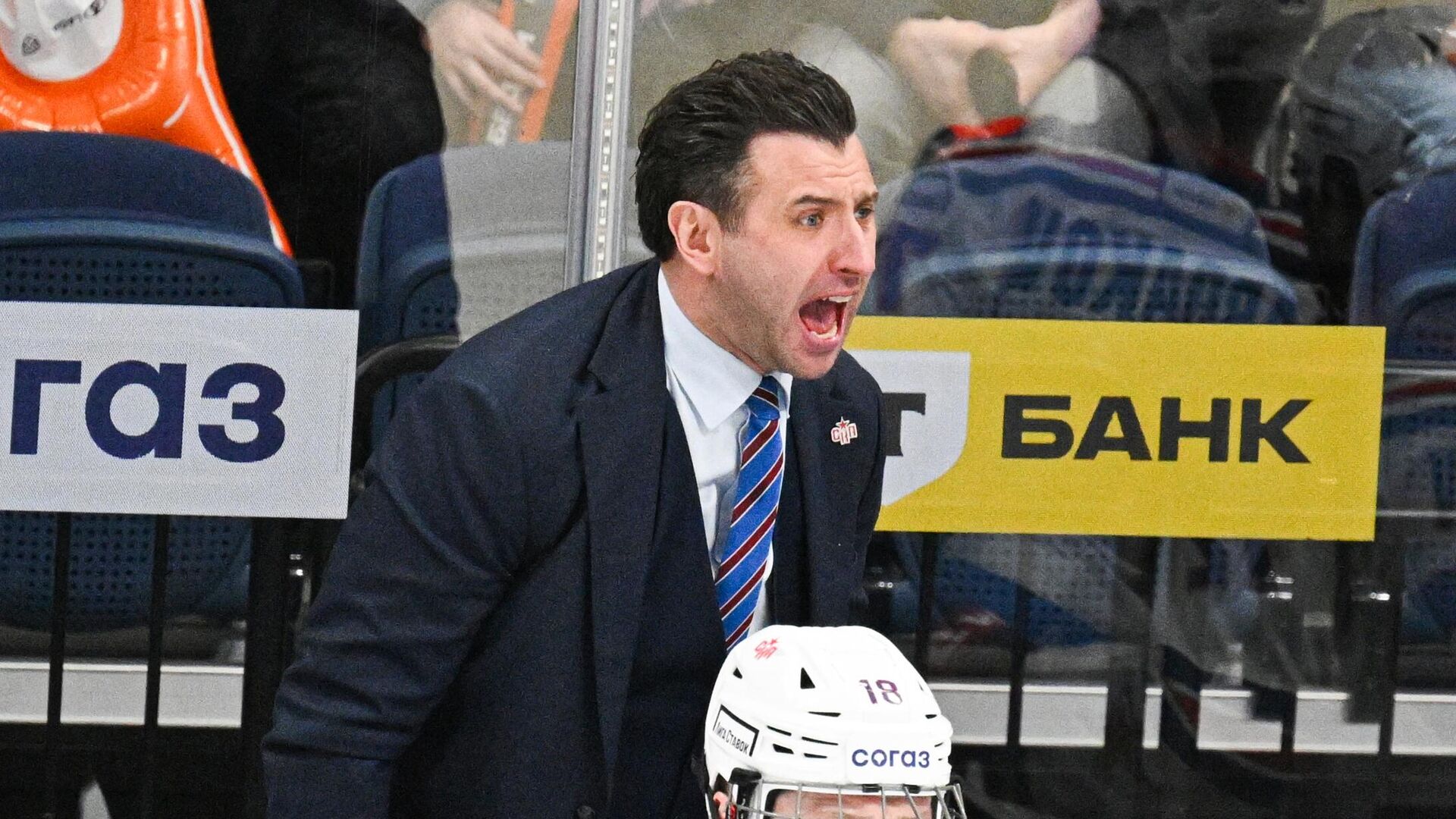 Главный тренер СКА Роман Ротенберг Главный тренер СКА Роман Ротенберг - РИА Новости, 1920, 31.03.2025