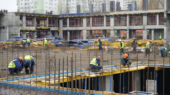 Стройготовность школы на 1,1 тысячи мест в Химках составляет 35%