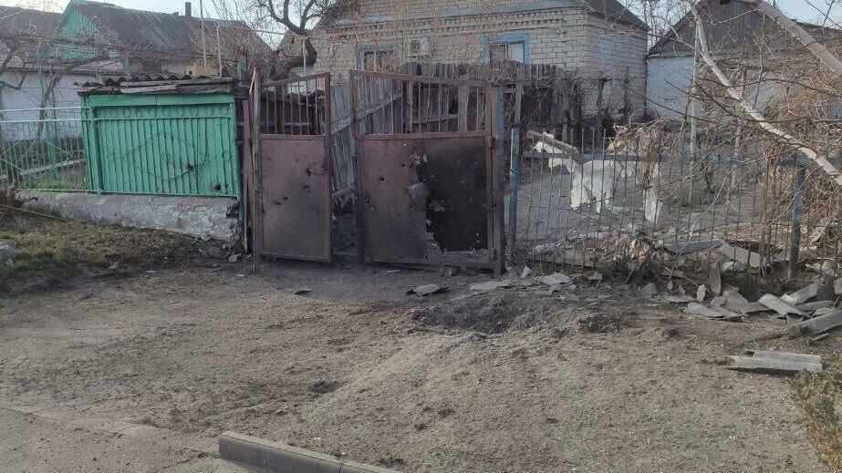 Последствия обстрела со стороны ВСУ в Новой Каховке. 1 апреля 2025 - РИА Новости, 1920, 01.04.2025