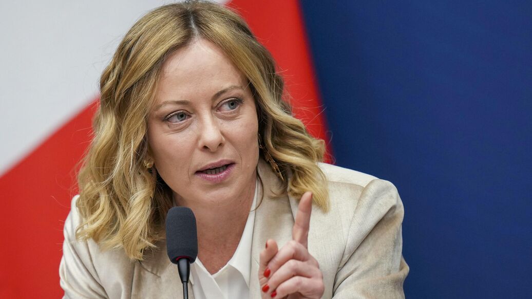 Премьер Италии призвала соблюдать международное право